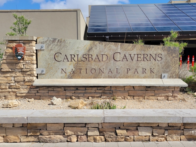 carlsbad-caverns-national-park…