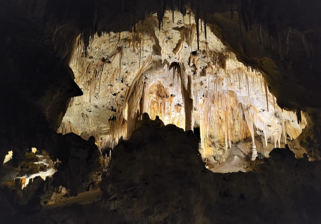 the-stalactite-room