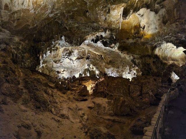 main-cavern-5