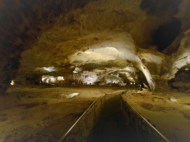 main-cavern-1
